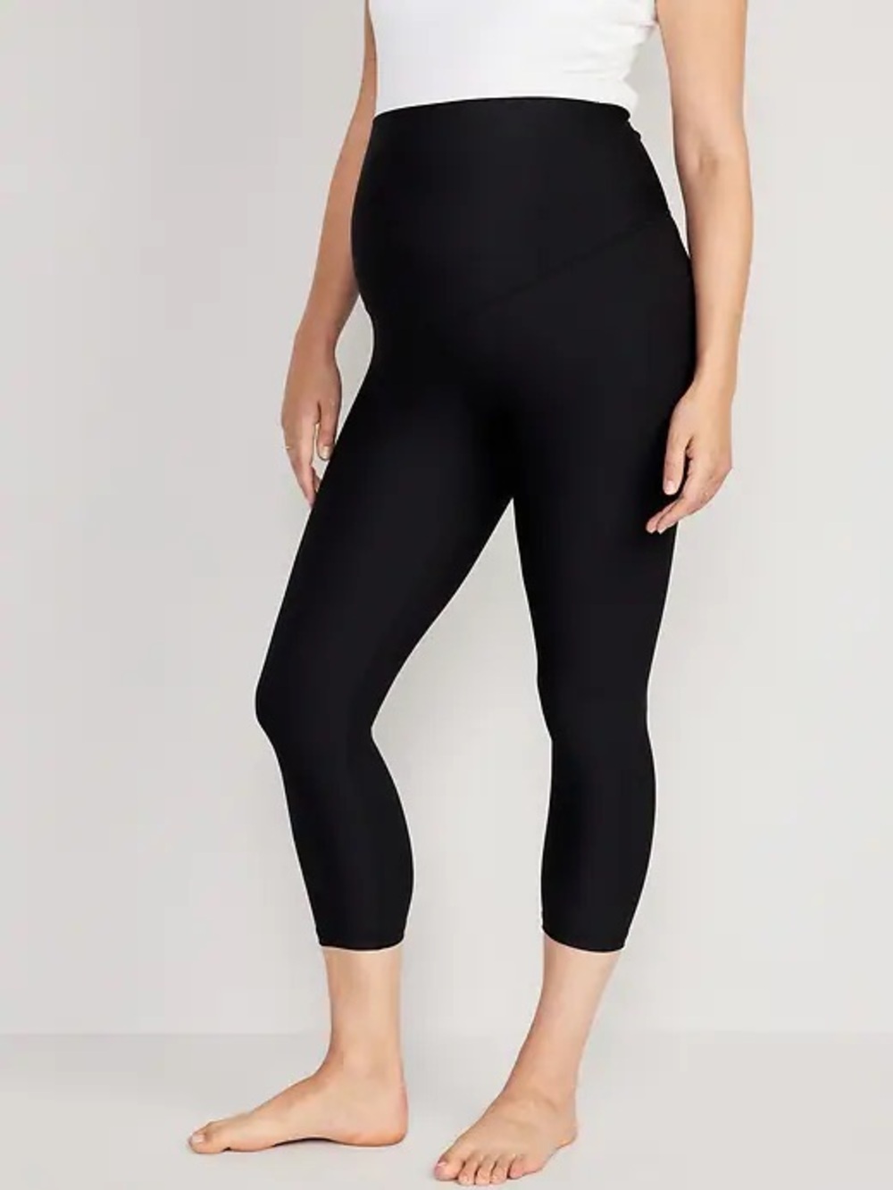 NWT Old Navy Black Maternity Capri Leggings